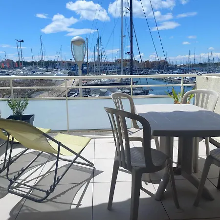 Lejlighed Avec Terrasse, Vue Sur Le Port, Entre Et Port, Avec Parking